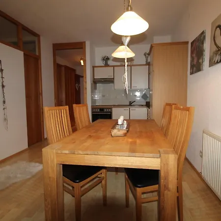 Nicky By Isa Apartment